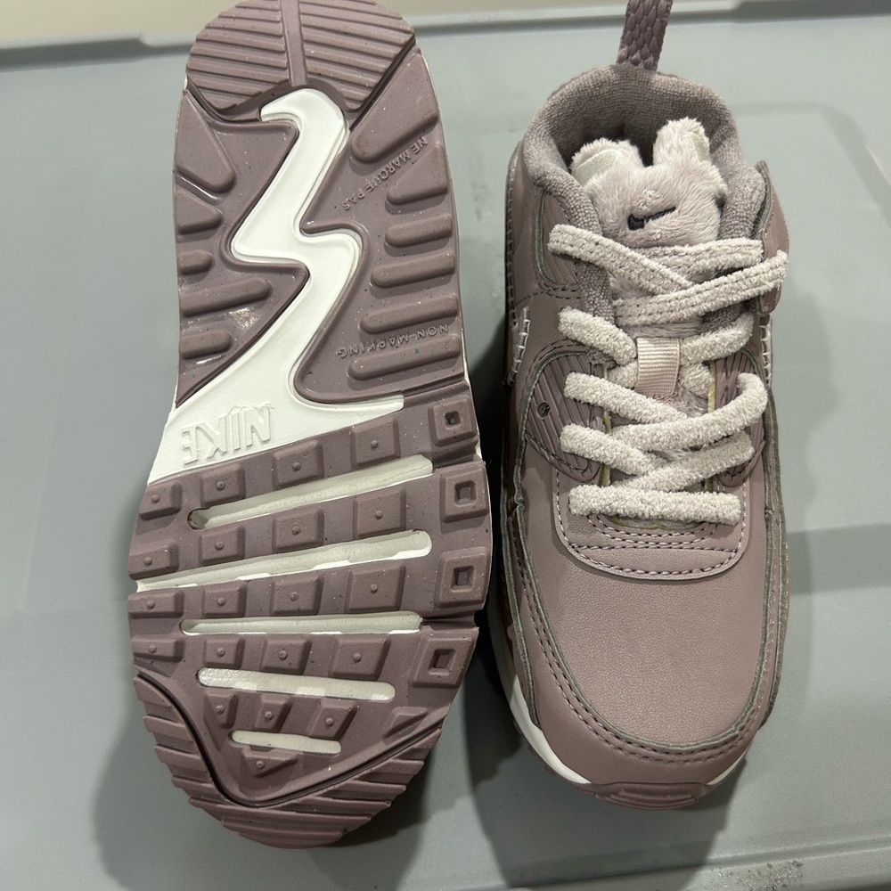 NWOT Nike Air Max 90 EasyOn Shoe - Picture 3 of 6